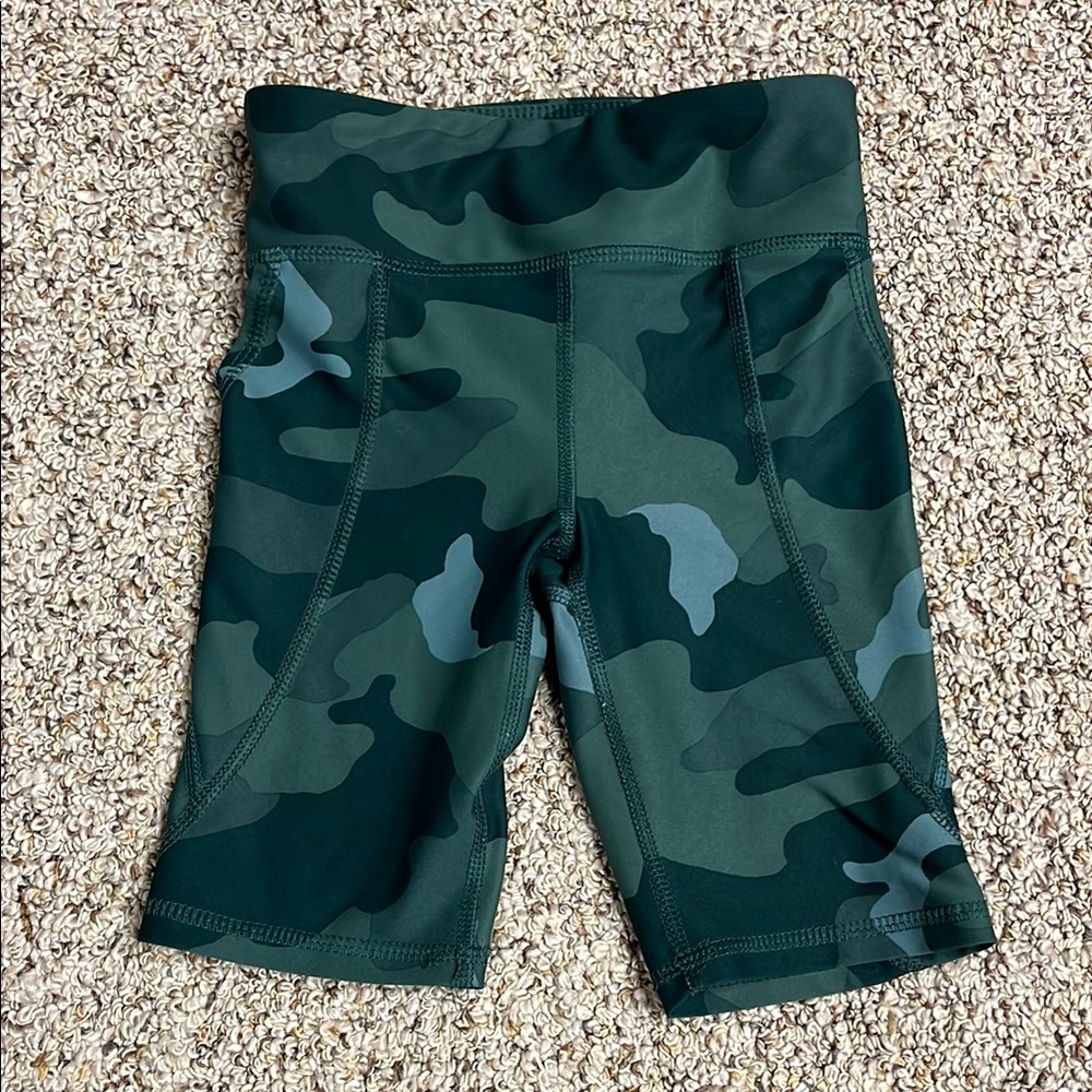 ⭐️3/$20 Old Navy Active Green Camo Shorts